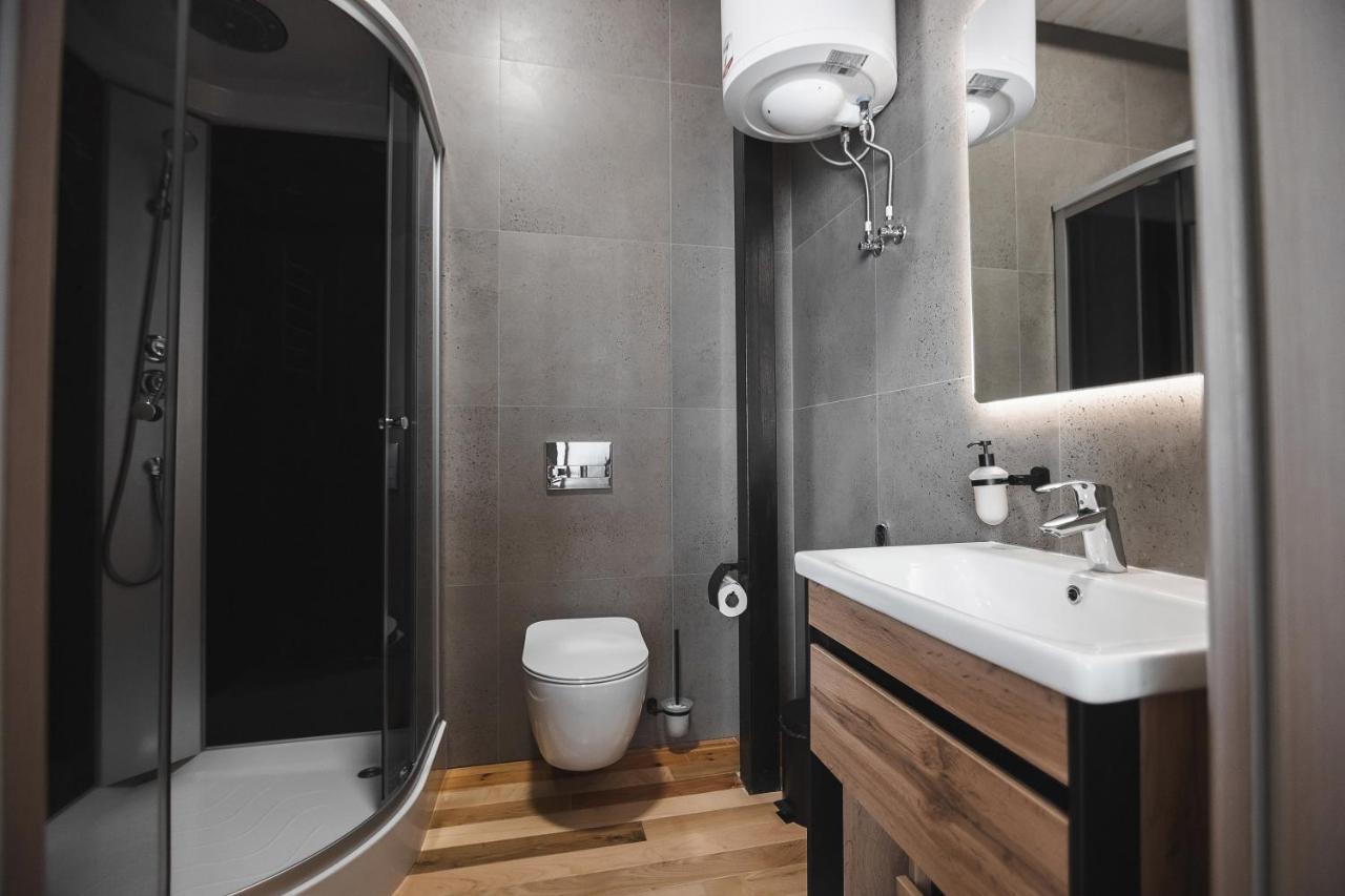 Hotel Pieno Piano Rivne Esterno foto